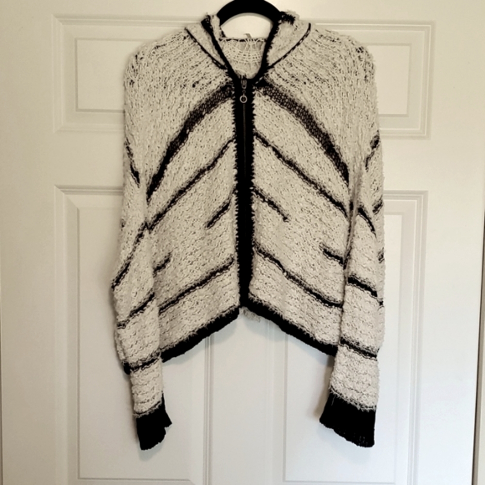 Free People black and white mixed knit zip up cardigan US women's size large